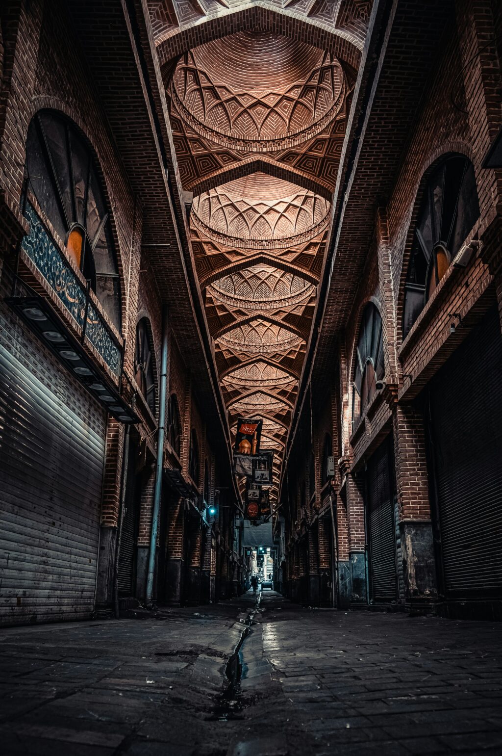 omid-armin-LRJkKZ5zOSM-unsplash